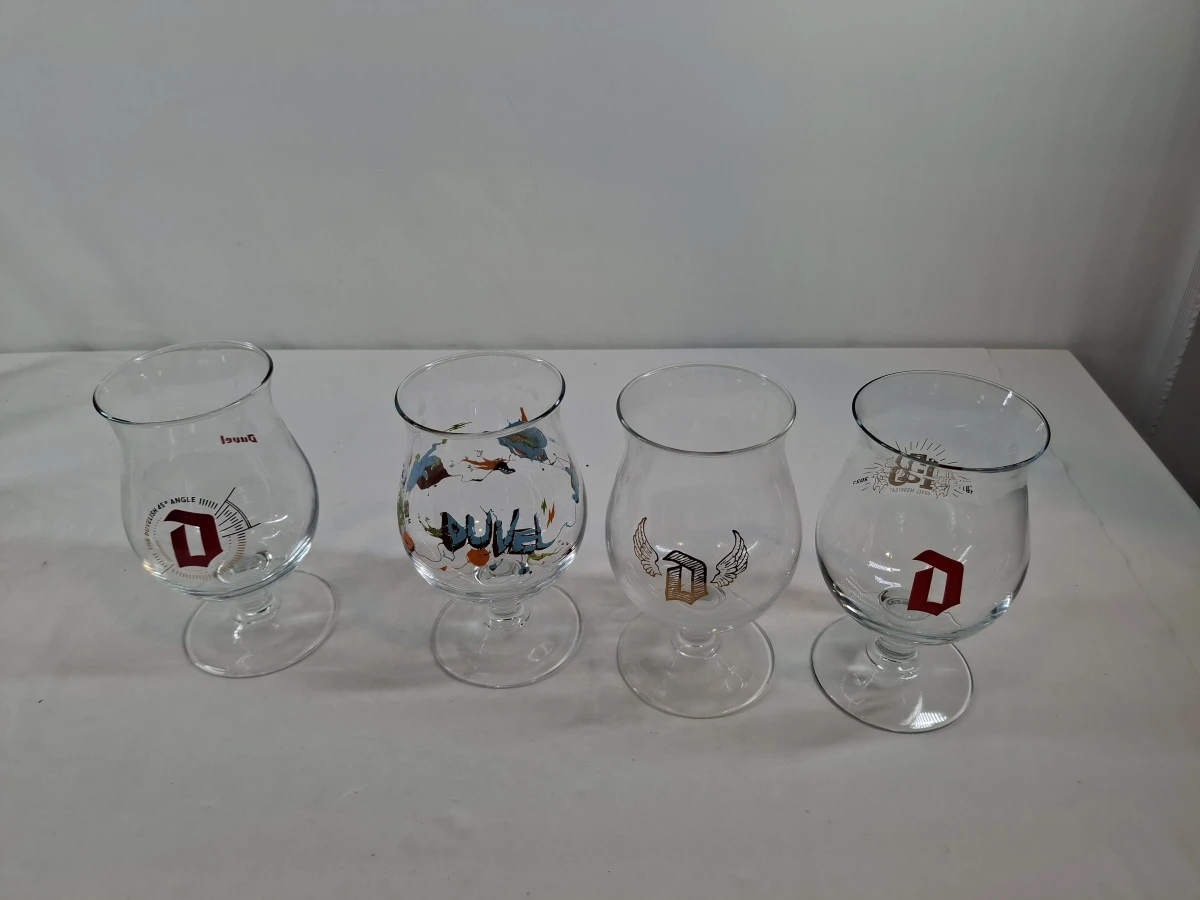 Set van 9 Duvel bierglazen met diverse opdrukken - foto 2