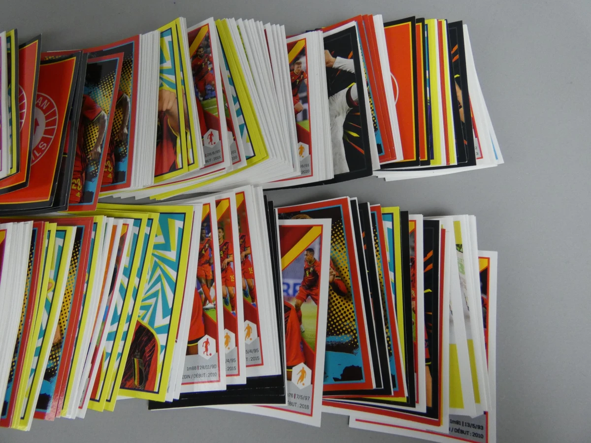 225 voetbal stickers - foto 3