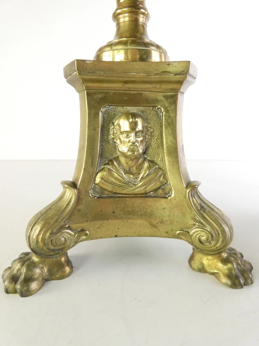 Set van 2 vintage messing kandelaars met religieuze motieven - foto 2