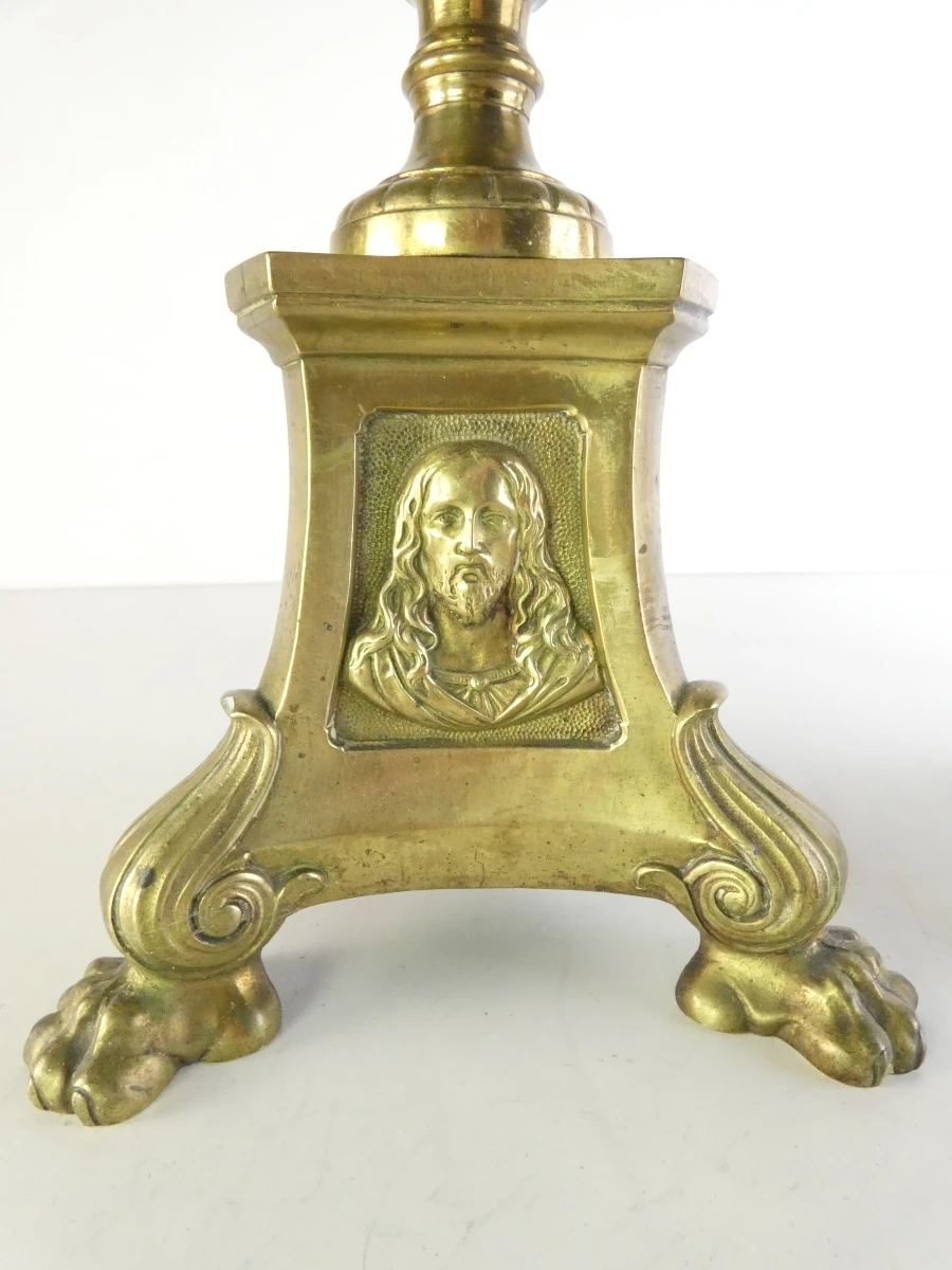 Set van 2 vintage messing kandelaars met religieuze motieven - foto 3