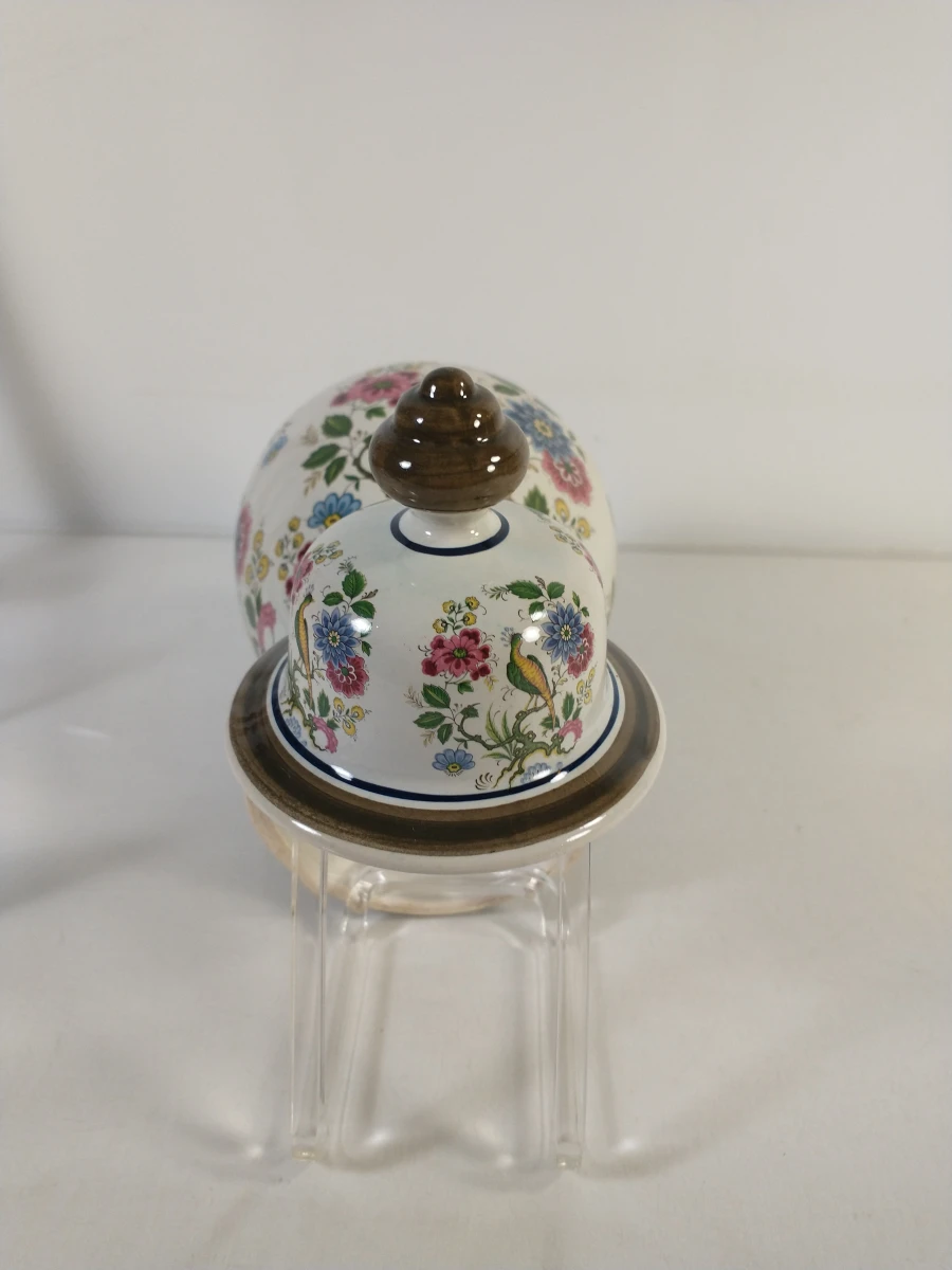 Decoratieve porseleinen dekselvaas met bloemen- en vogelmotief - foto 4