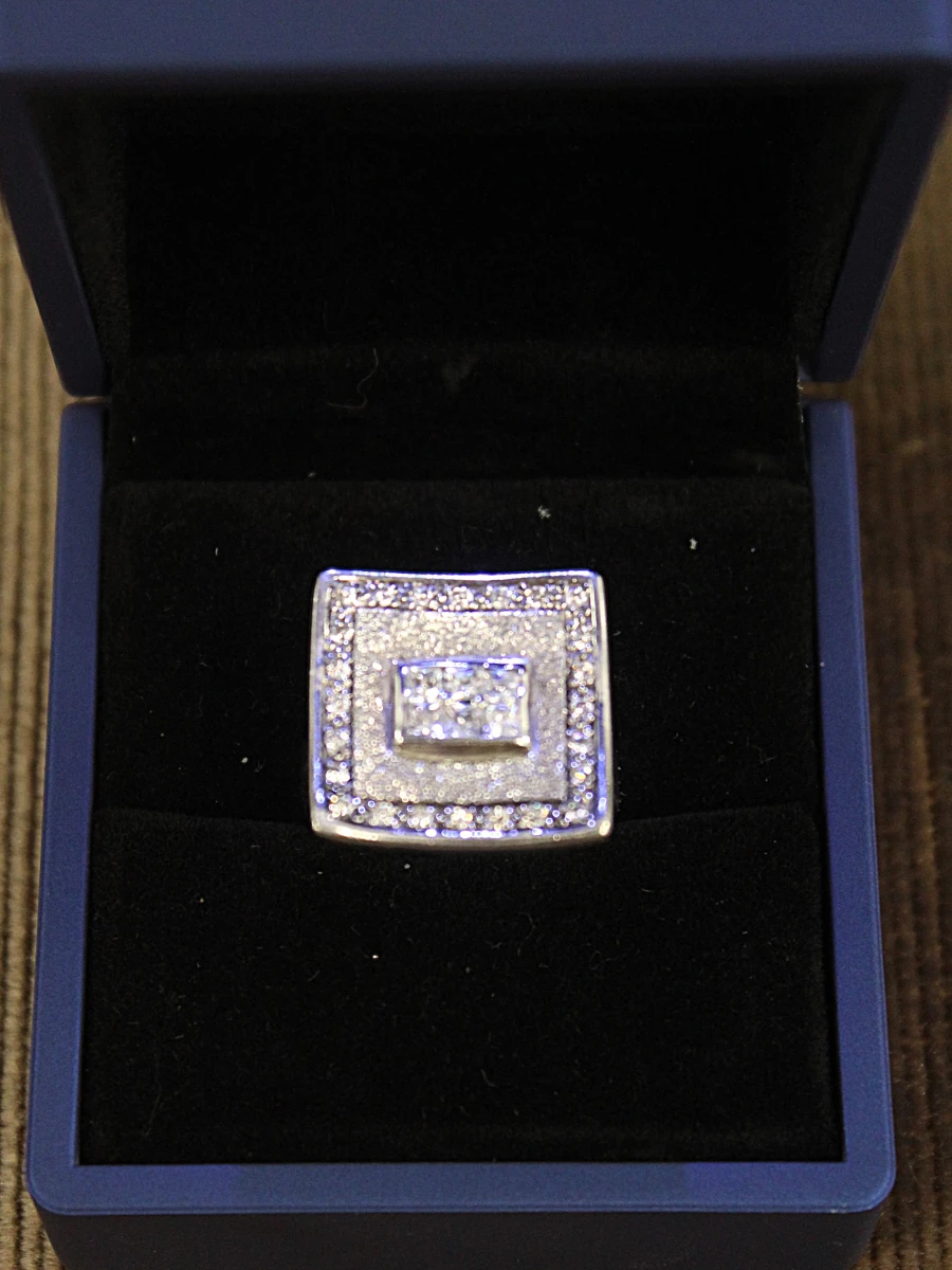 Sterling zilveren ring met vierkante, rijk bezette ringkop - foto 2