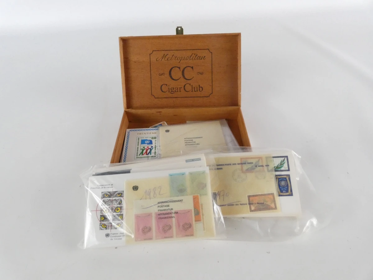 De grootste postzegelverzameling tot nu toe, albums en enveloppen - foto 23