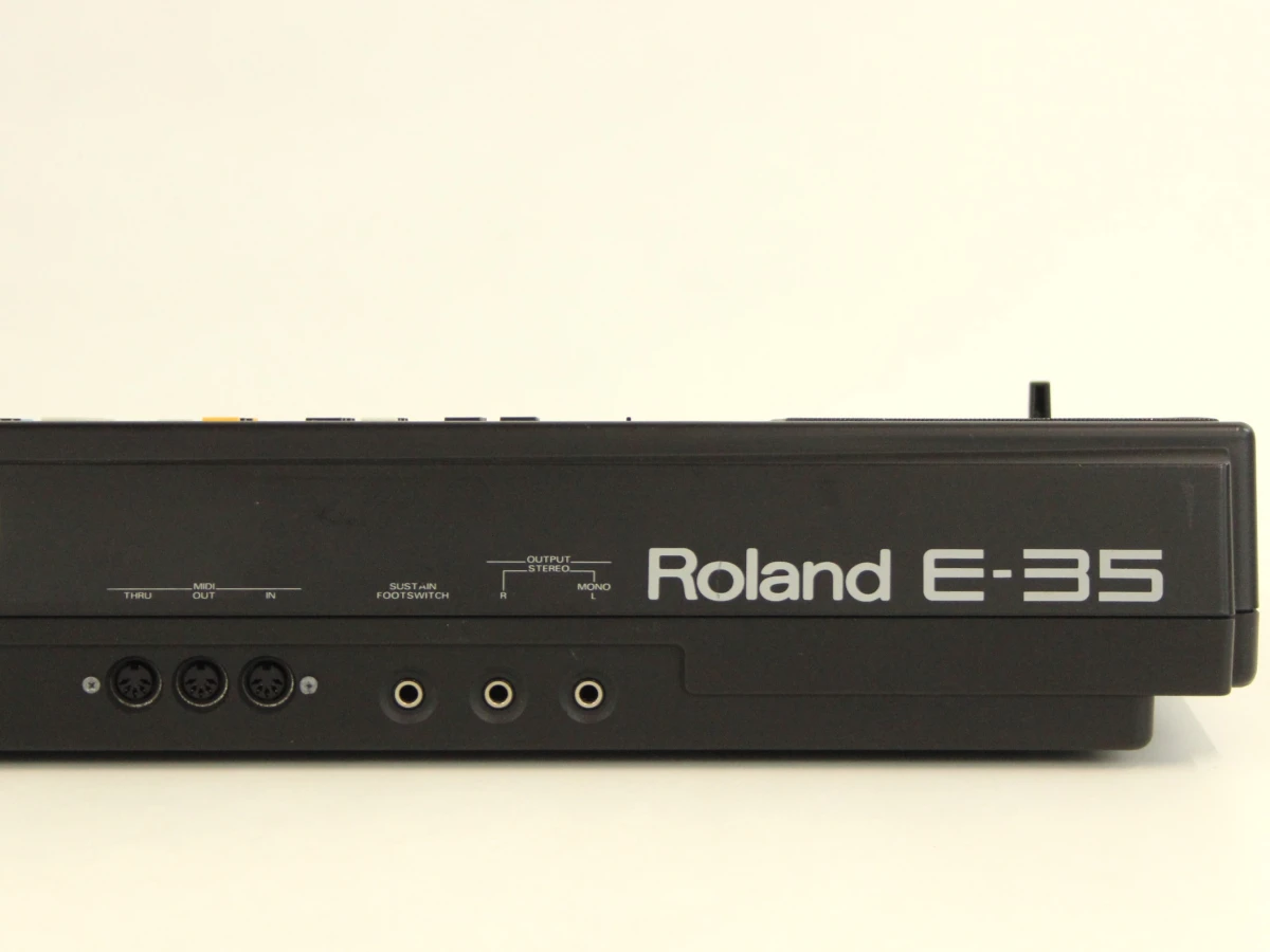 Roland E-35 Intelligent Synthesizer Keyboard met voeding - foto 9