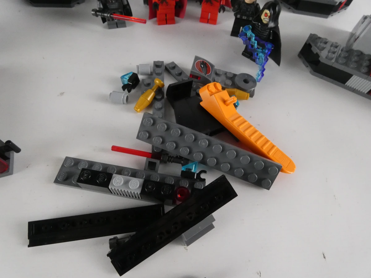 LEGO Star Wars Set – Millennium Falcon + 75093 + 75082 - foto 12