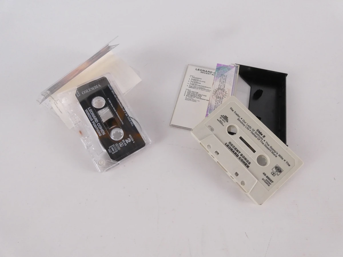 Leonard Cohen cassettebandjes(Various Positions & Recent Songs) - foto 3