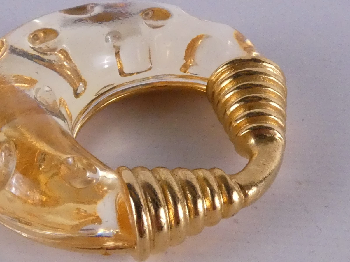 Christian Dior: Vintage oorbellen en Dolce Vita broche - foto 18