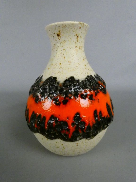 Vintage vaas met oranje en zwarte decoratie - foto 2
