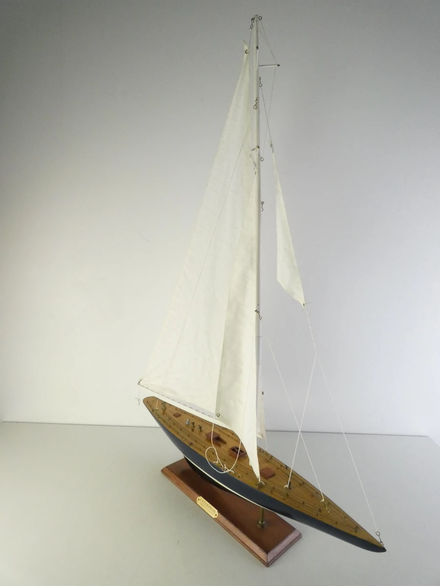 Modelzeilboot Enterprise America's Cup 1930 - foto 2