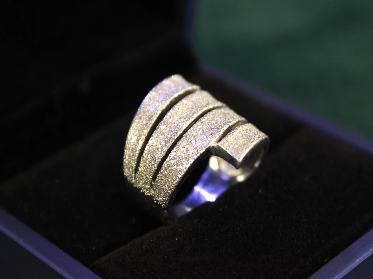 Gestructureerde sterling zilveren ring - foto 3