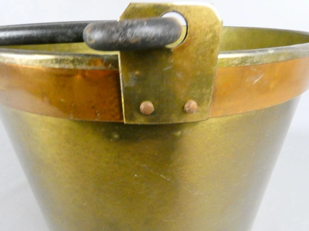 Oude koperen ketel met handvat - foto 4
