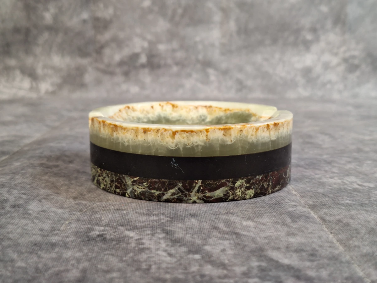 Set van 3 vintage onyx asbakken - foto 7