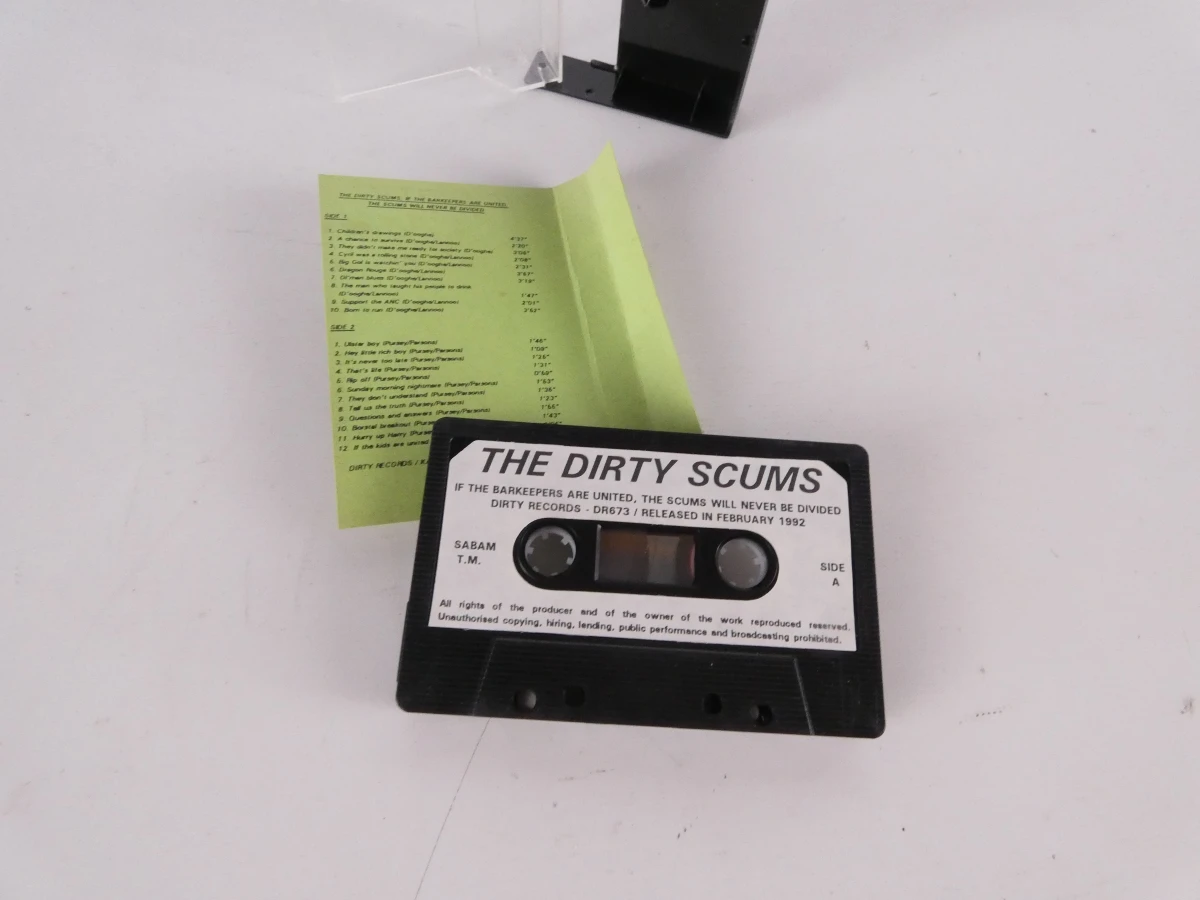Set van 3 punk- en hardcore-audiocassettes - foto 11