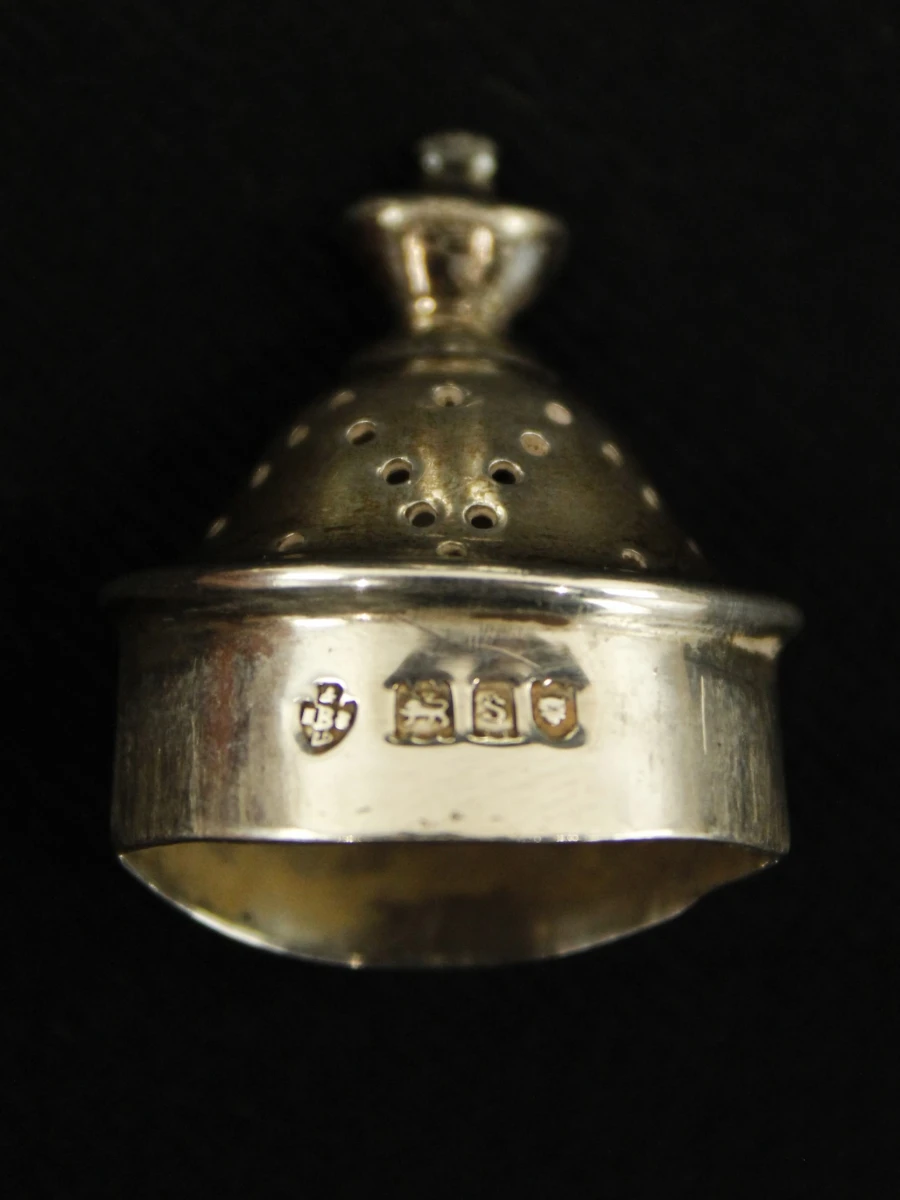 Sterling zilveren peperettes 1913, Edward Barnard & Sons voor Edmond Johnson - foto 7