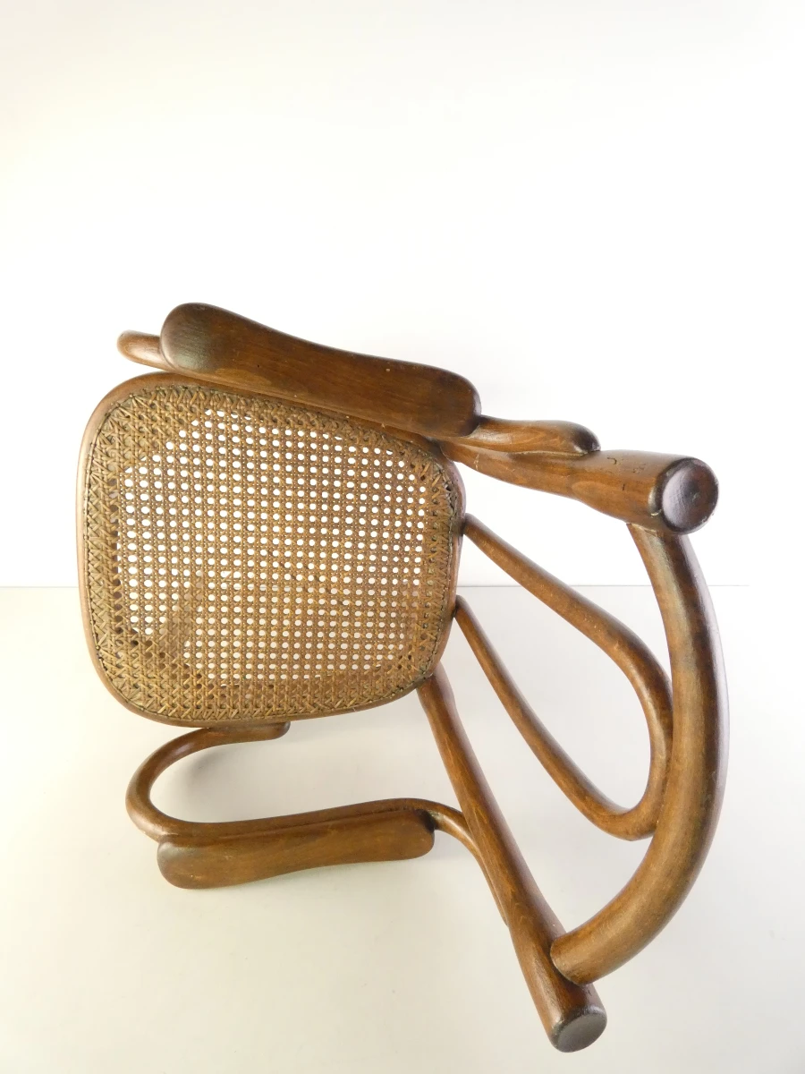 Thonet kindsstoel met gevlochten zitting en armleuningen - foto 4