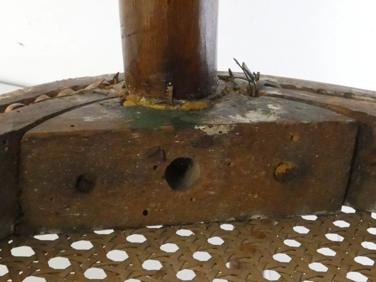 Thonet kindsstoel met gevlochten zitting en armleuningen - foto 13