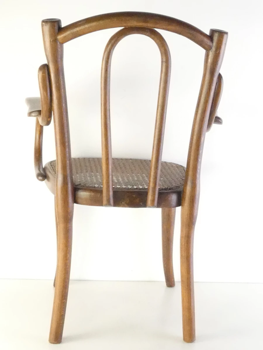 Thonet kindsstoel met gevlochten zitting en armleuningen - foto 16