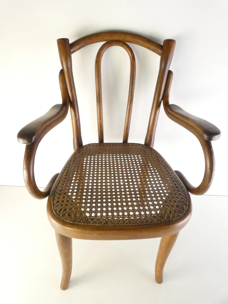 Thonet kindsstoel met gevlochten zitting en armleuningen - foto 18