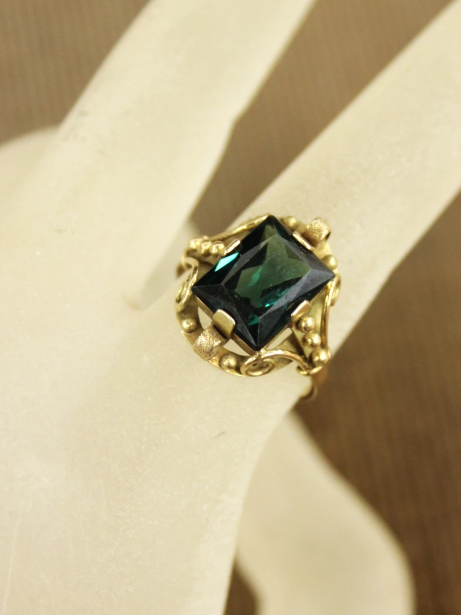 14 karaats gouden ring met groene steen - foto 7