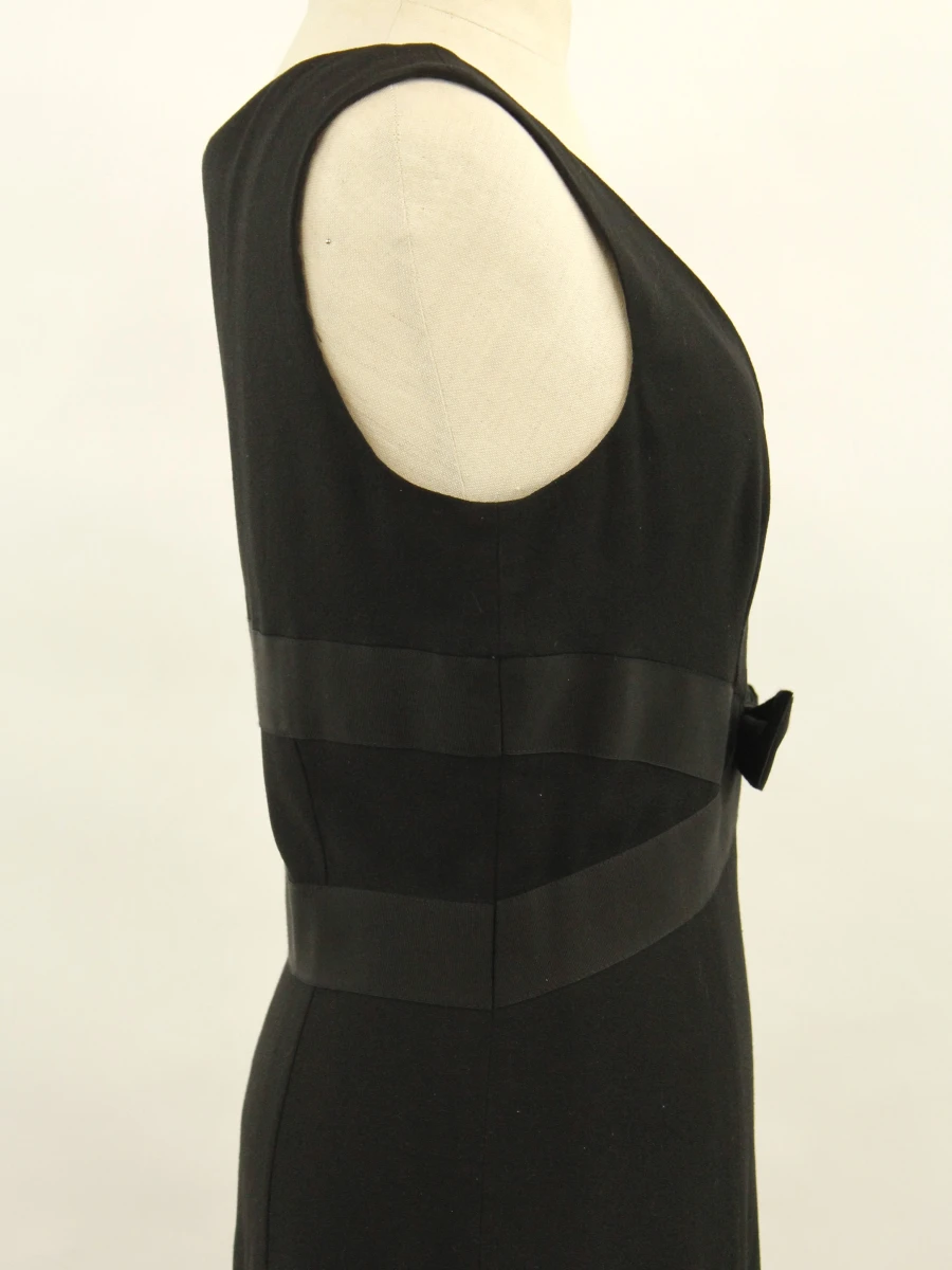 REDValentino - stijlvolle zwarte jurk met strikdetail - foto 6