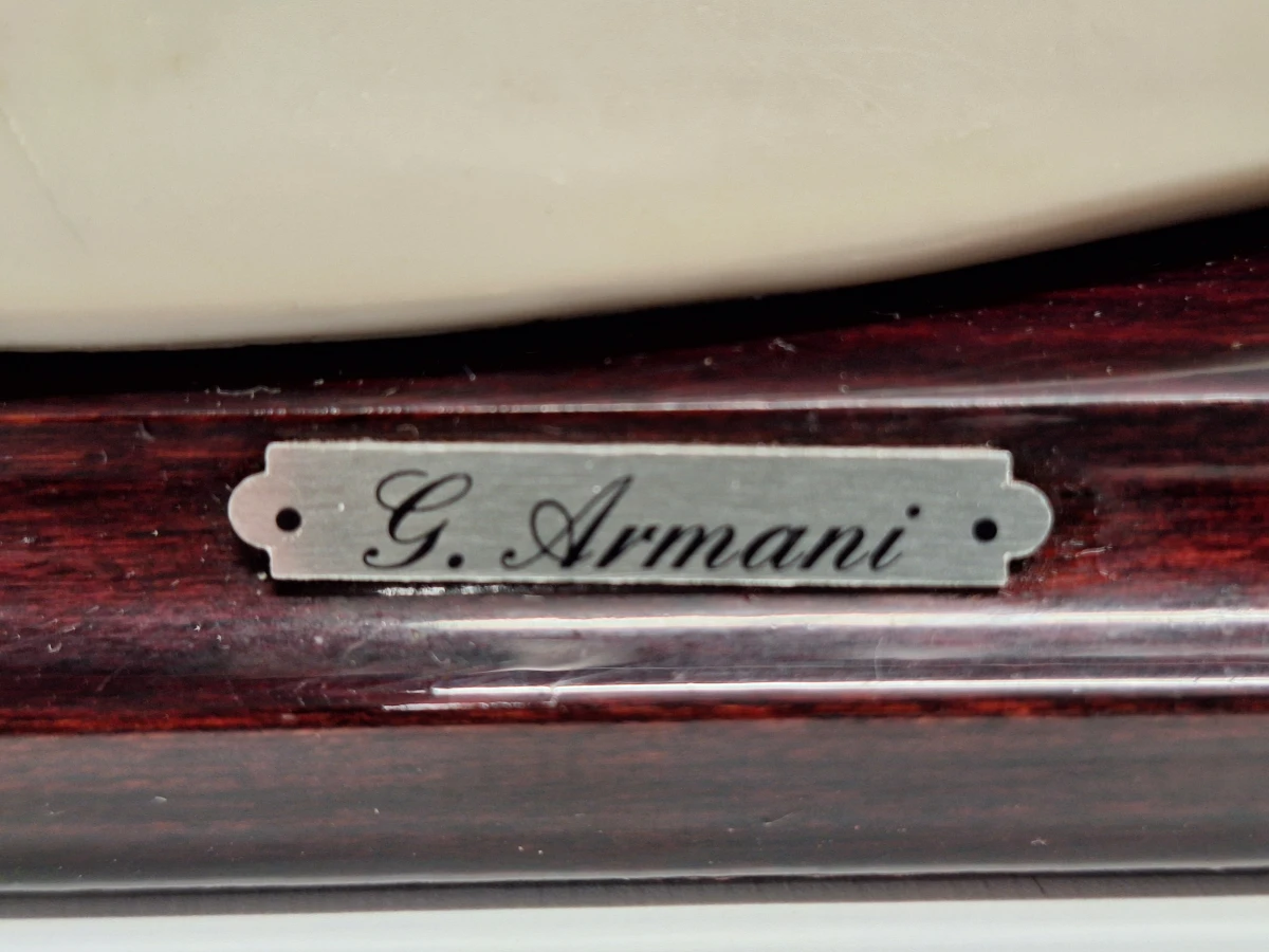 Kunstbeeld Lady with Book van Giuseppe Armani - foto 6
