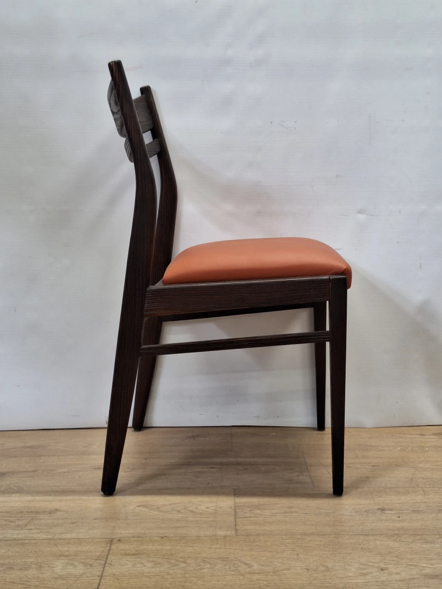 Set van 6 vintage Mid-Century eetkamerstoelen - donker hout & cognackleurige zitting - foto 12