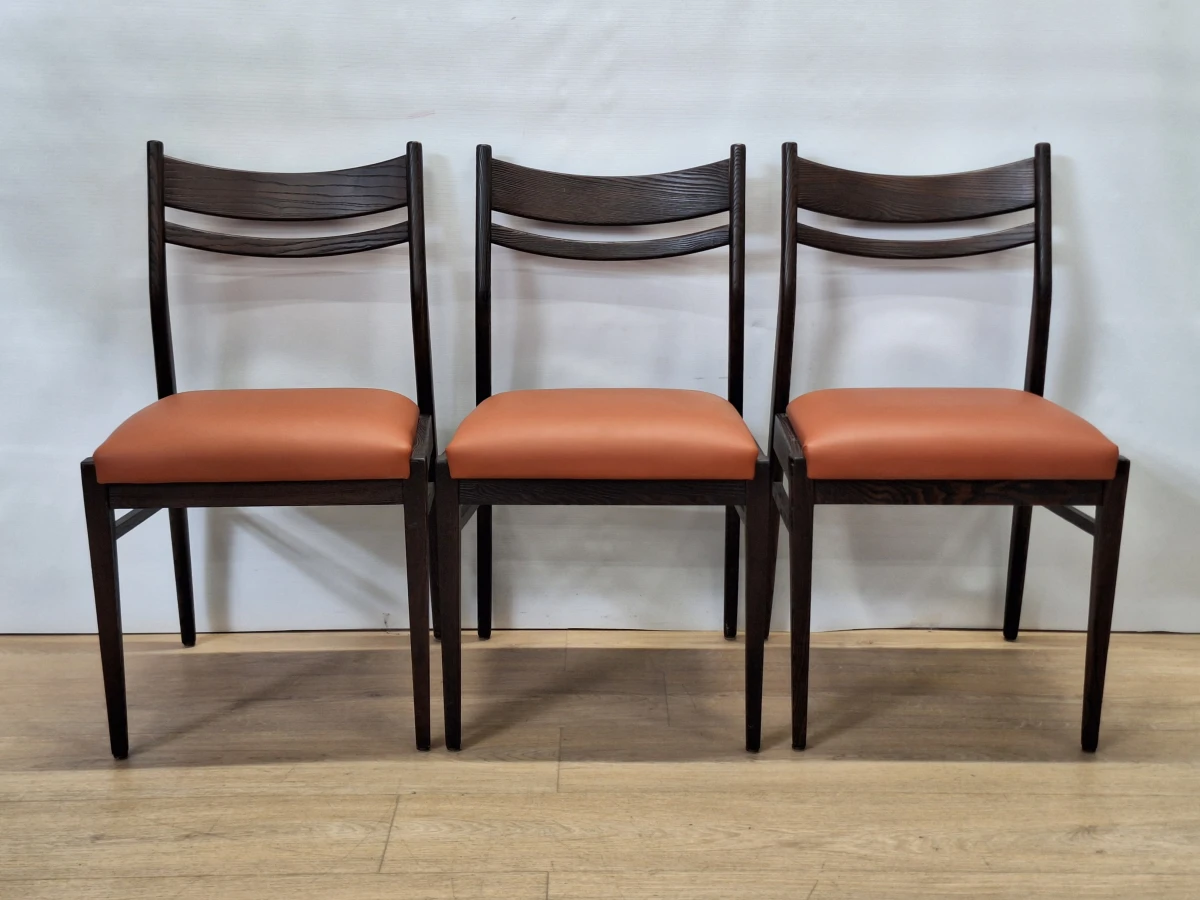 Set van 6 vintage Mid-Century eetkamerstoelen - donker hout & cognackleurige zitting - foto 5