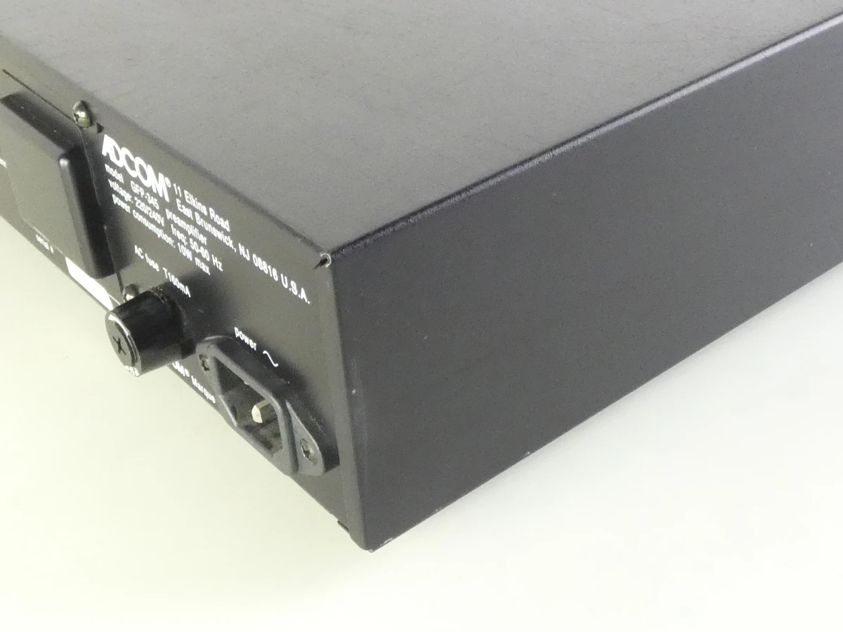 Adcom GFP-345 voorversterker - foto 7