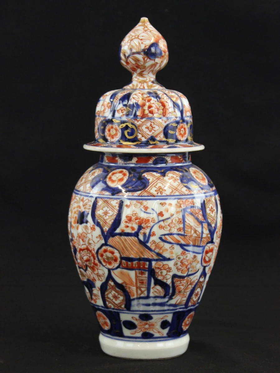 Samengestelde garnituur van porselein in Japanse Imari-stijl - foto 4