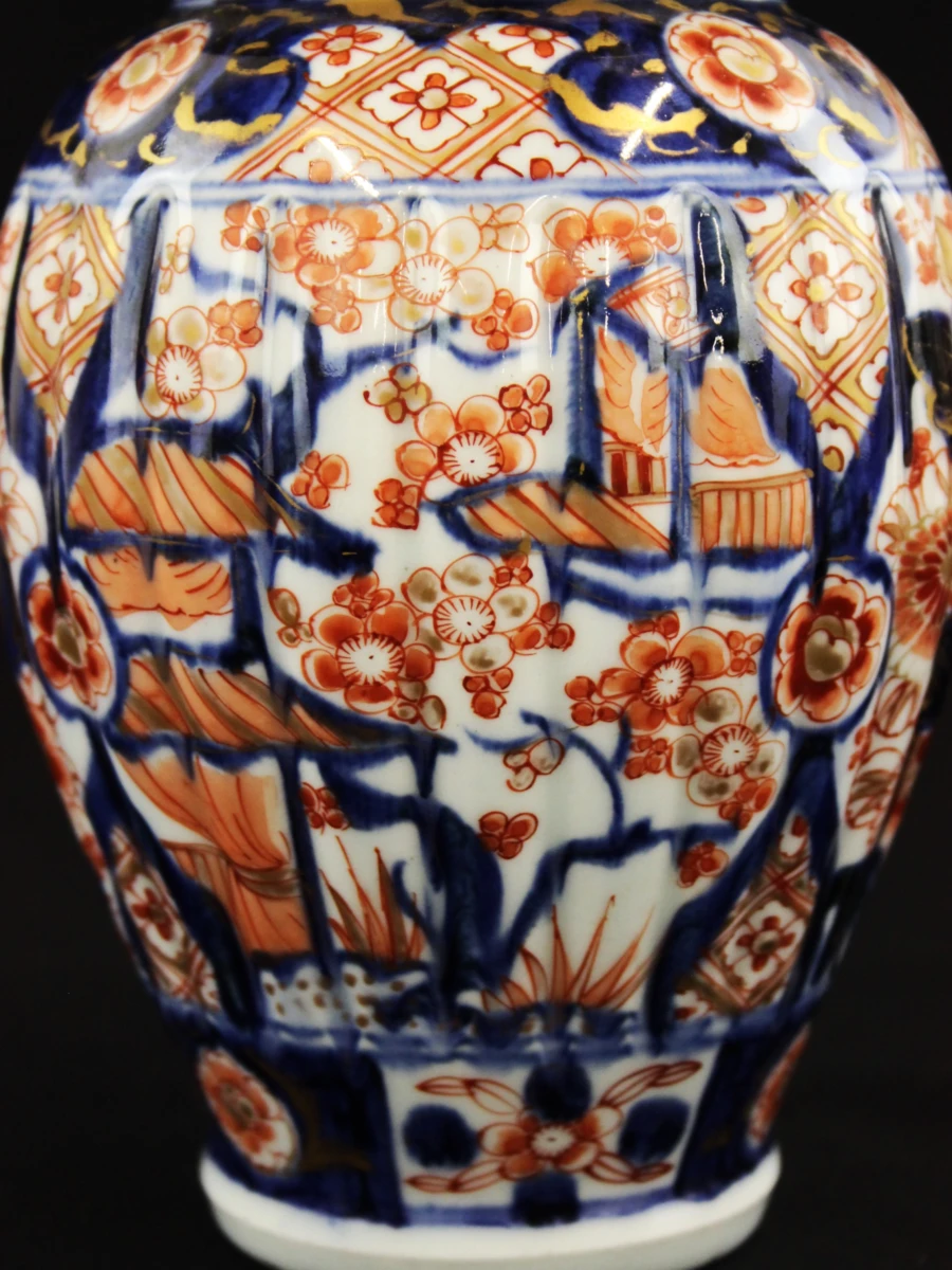 Samengestelde garnituur van porselein in Japanse Imari-stijl - foto 10