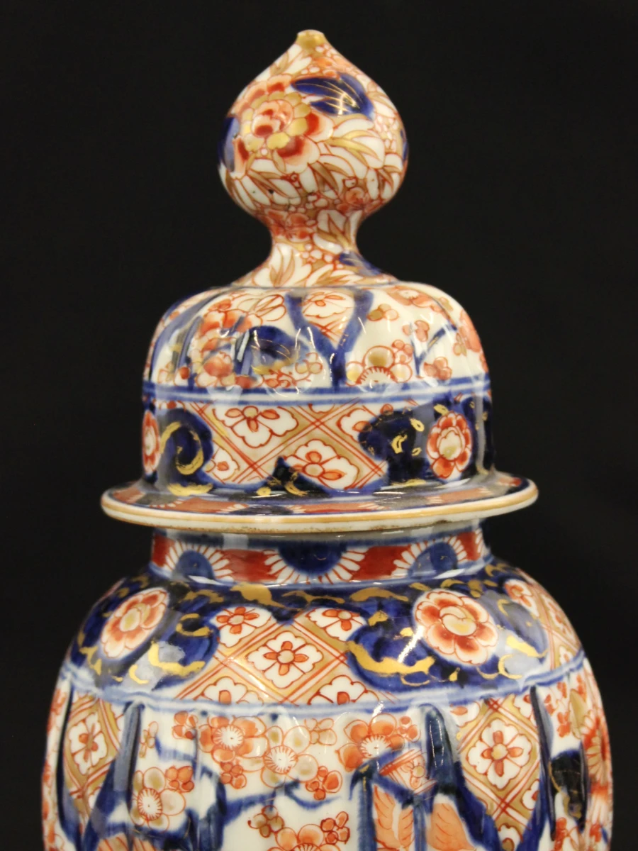 Samengestelde garnituur van porselein in Japanse Imari-stijl - foto 11