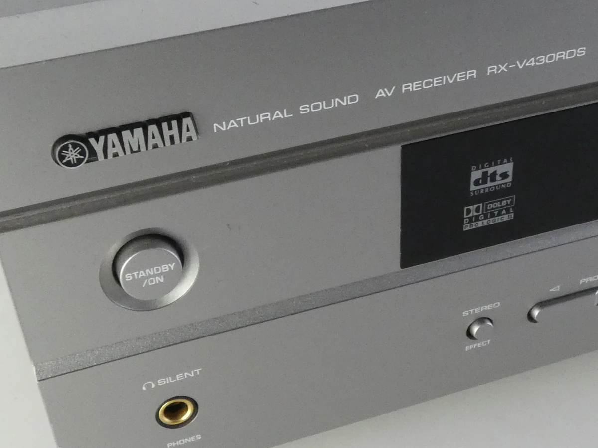 Yamaha RX-V430RDS AV Receiver met afstandsbediening - foto 3