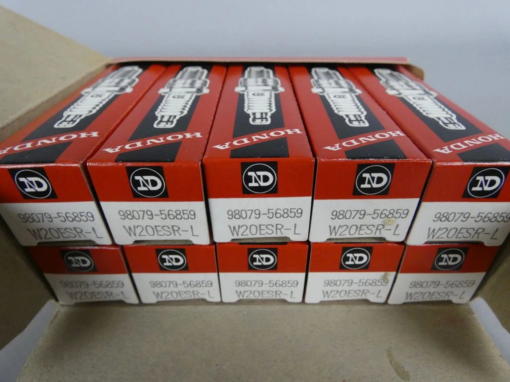 Set van 10 nieuwe bougies W20ESR-L in originele verpakking - foto 3