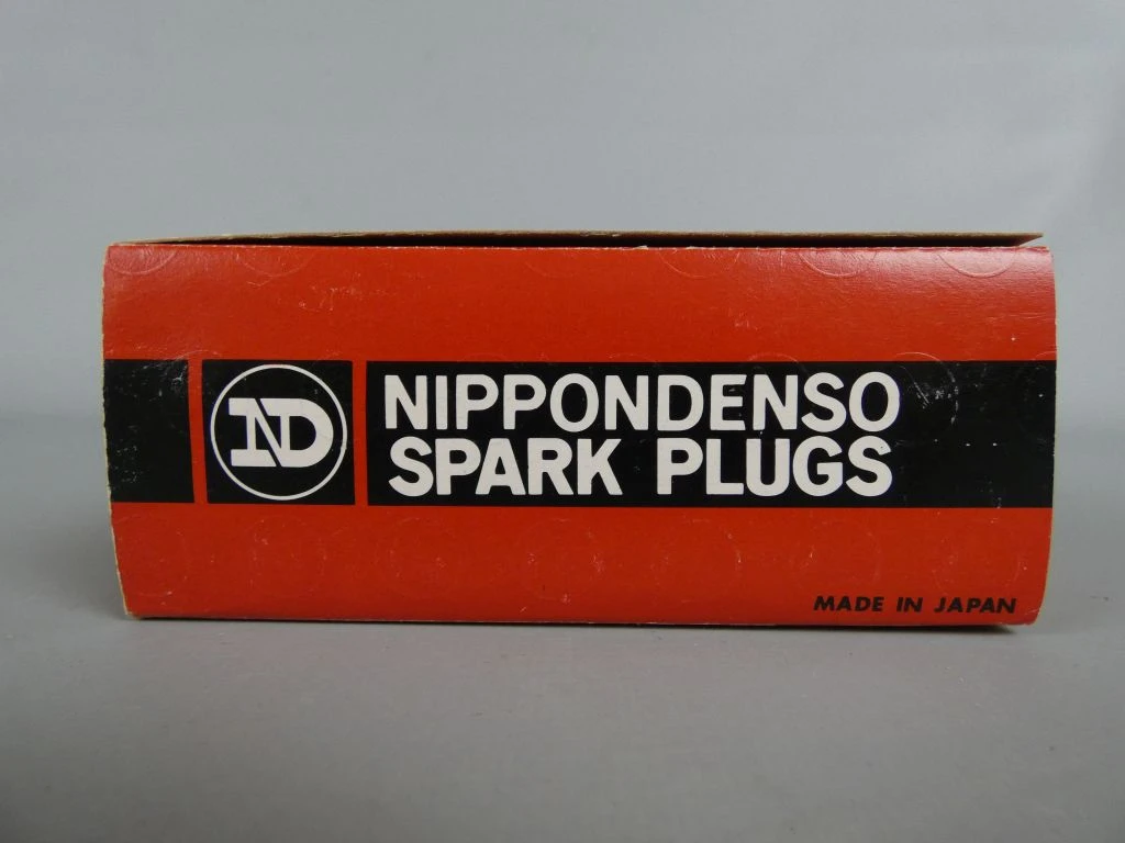 Set van 10 nieuwe bougies W20ESR-L in originele verpakking - foto 4