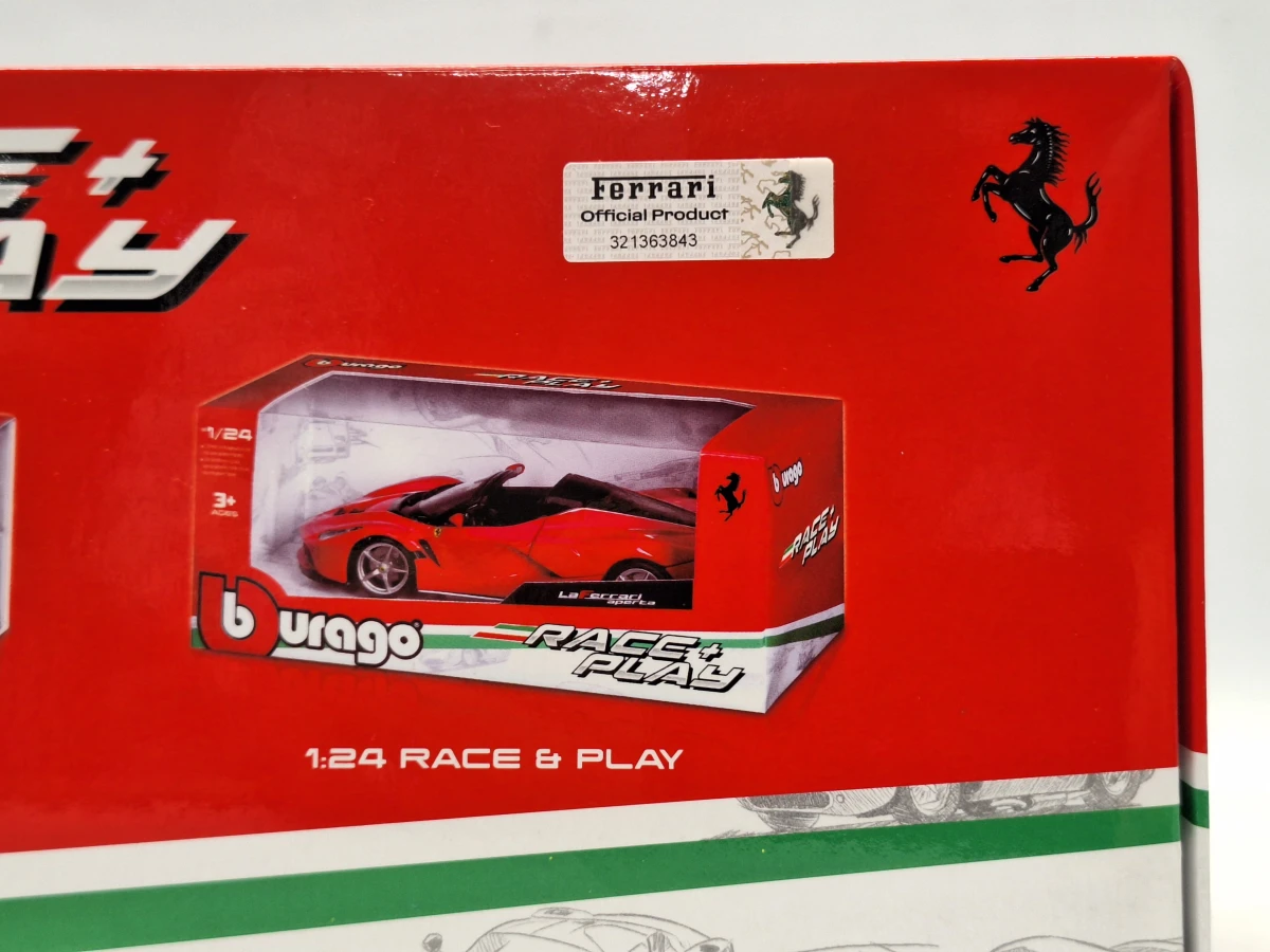 Set van 3 Modelauto's - Bburago 1:18 - Ferrari 296 GTB, Bugatti EB110 & Dodge Viper RT/10 - foto 10