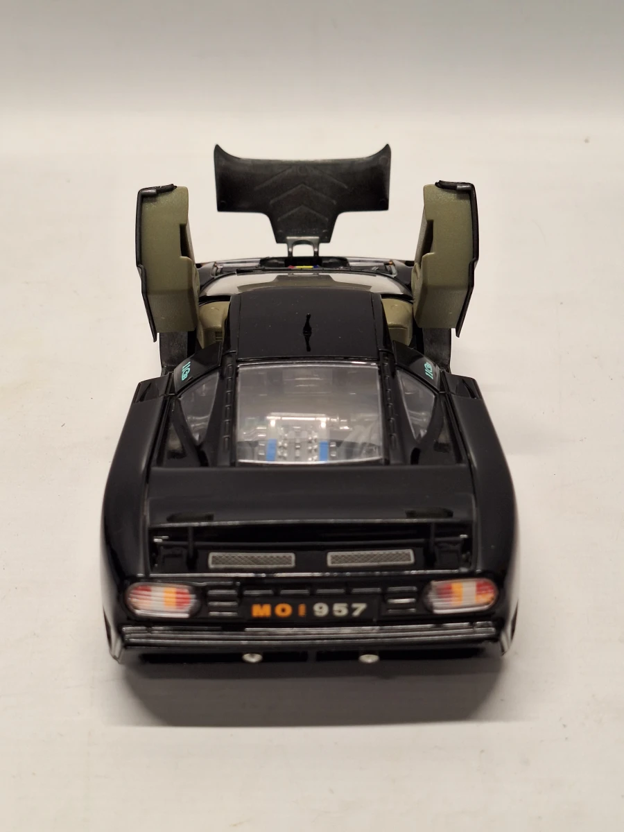 Set van 3 Modelauto's - Bburago 1:18 - Ferrari 296 GTB, Bugatti EB110 & Dodge Viper RT/10 - foto 25