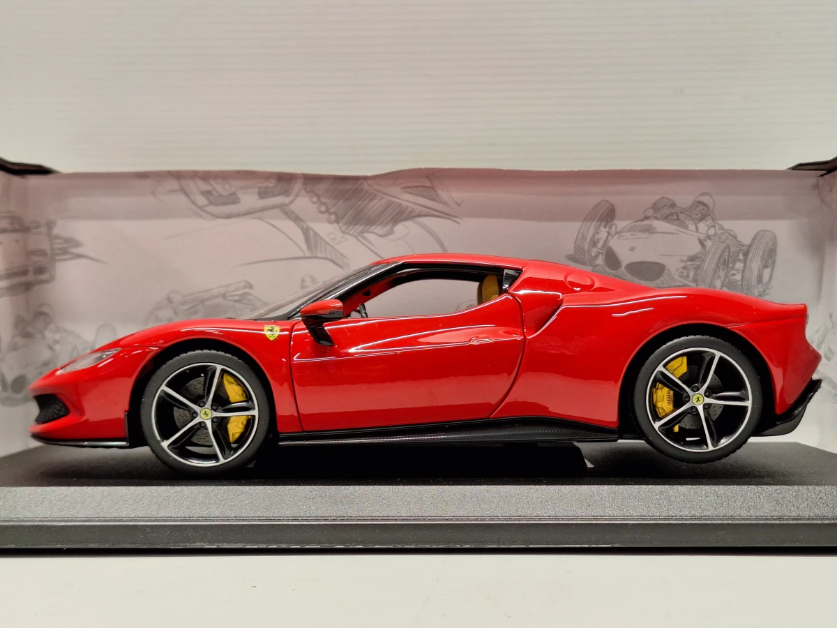 Set van 3 Modelauto's - Bburago 1:18 - Ferrari 296 GTB, Bugatti EB110 & Dodge Viper RT/10 - foto 5
