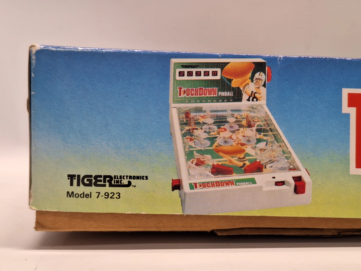 Vintage Tiger Electronics Touchdown Pinball (1988) - Elektronische Tafel Flipperkast in Doos - foto 2