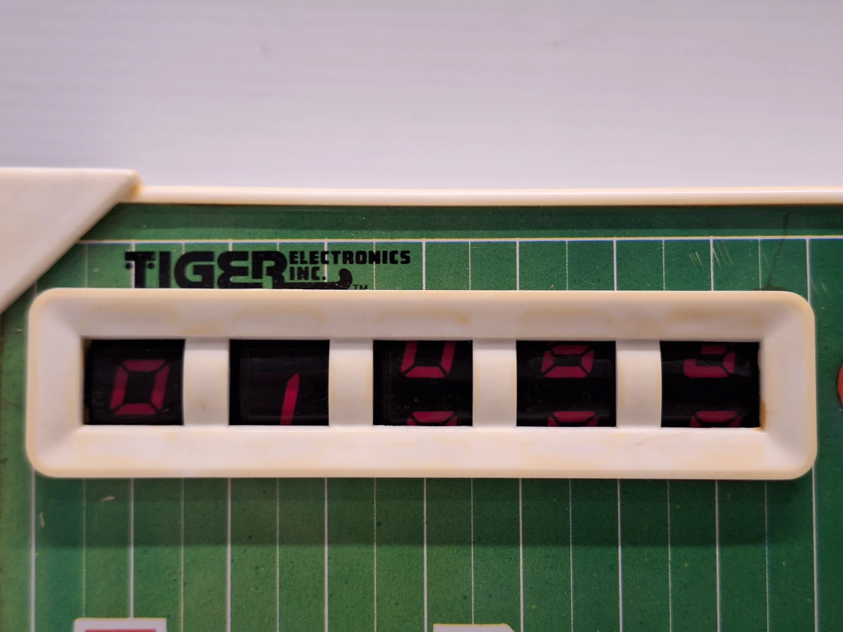 Vintage Tiger Electronics Touchdown Pinball (1988) - Elektronische Tafel Flipperkast in Doos - foto 7