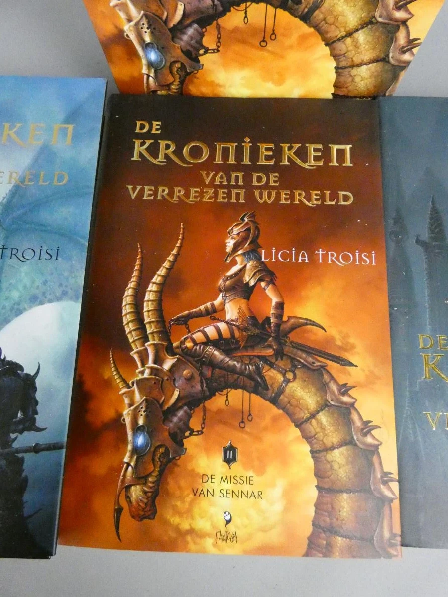 3 Boeken de kronieken van de verrezen wereld - foto 3