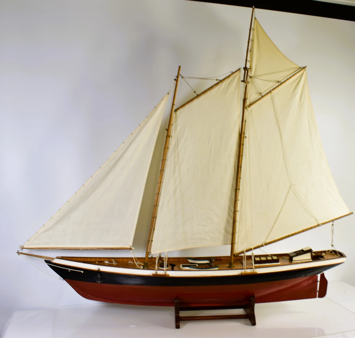 Groot houten scheepsmodel van klassieke zeilschoener, 120 cm - foto 3