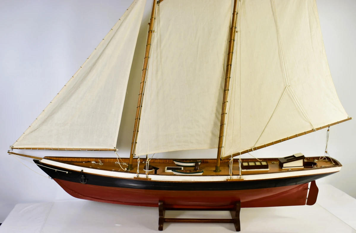 Groot houten scheepsmodel van klassieke zeilschoener, 120 cm - foto 2