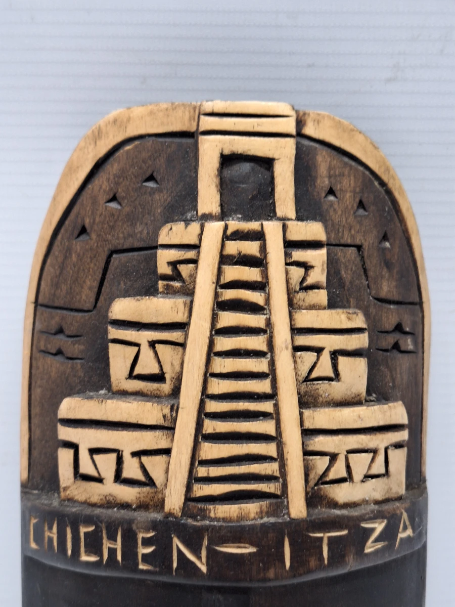 Set van twee handgesneden houten wandmaskers uit Afrika en Mexico - foto 12