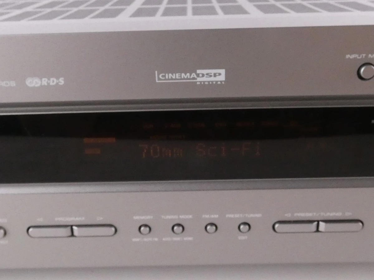 Yamaha AV Receiver RX-V430RDS - foto 3