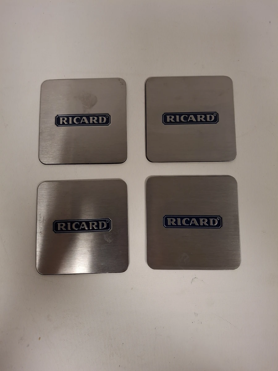 Set Ricard karaf, 4 glazen, 4 onderleggers en schenkdop - foto 6