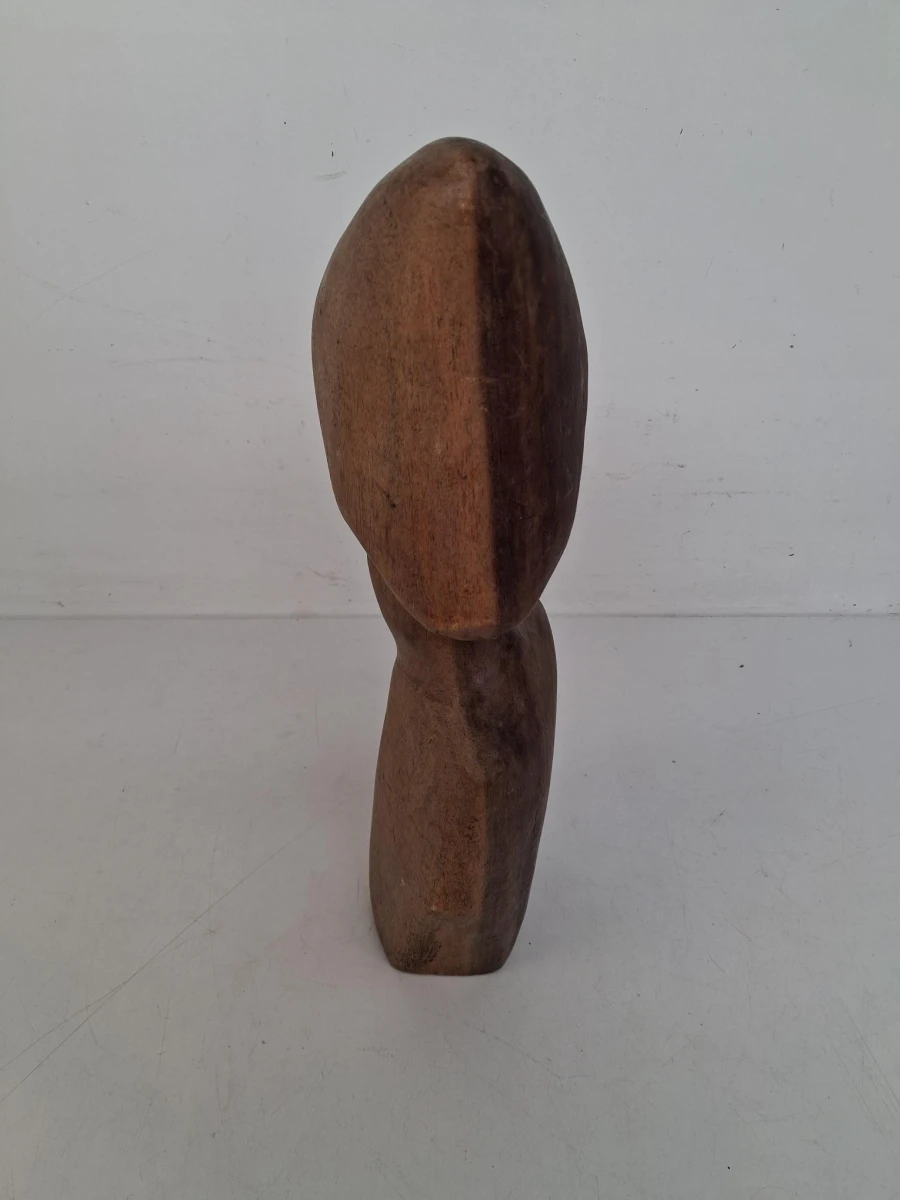 Handgesneden houten buste - foto 3