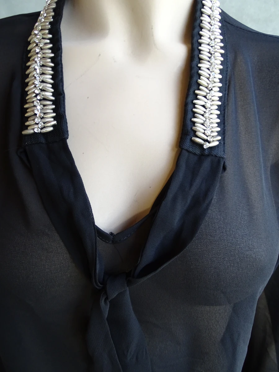 Joseph Ribkoff transparante blouse met parelketting - foto 2