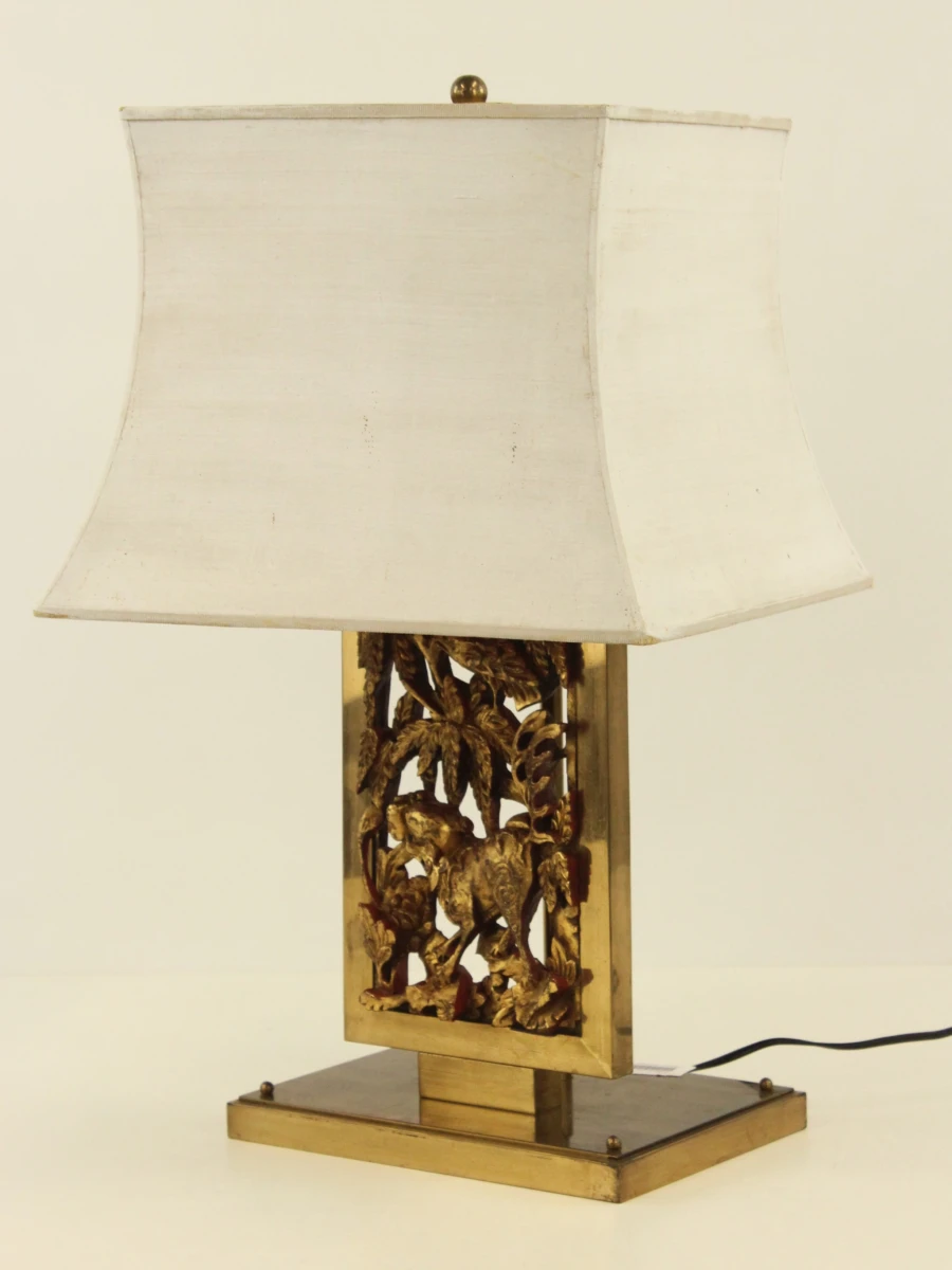Decoratieve Aziatische tafellamp uit messing en handgesneden hout - foto 6