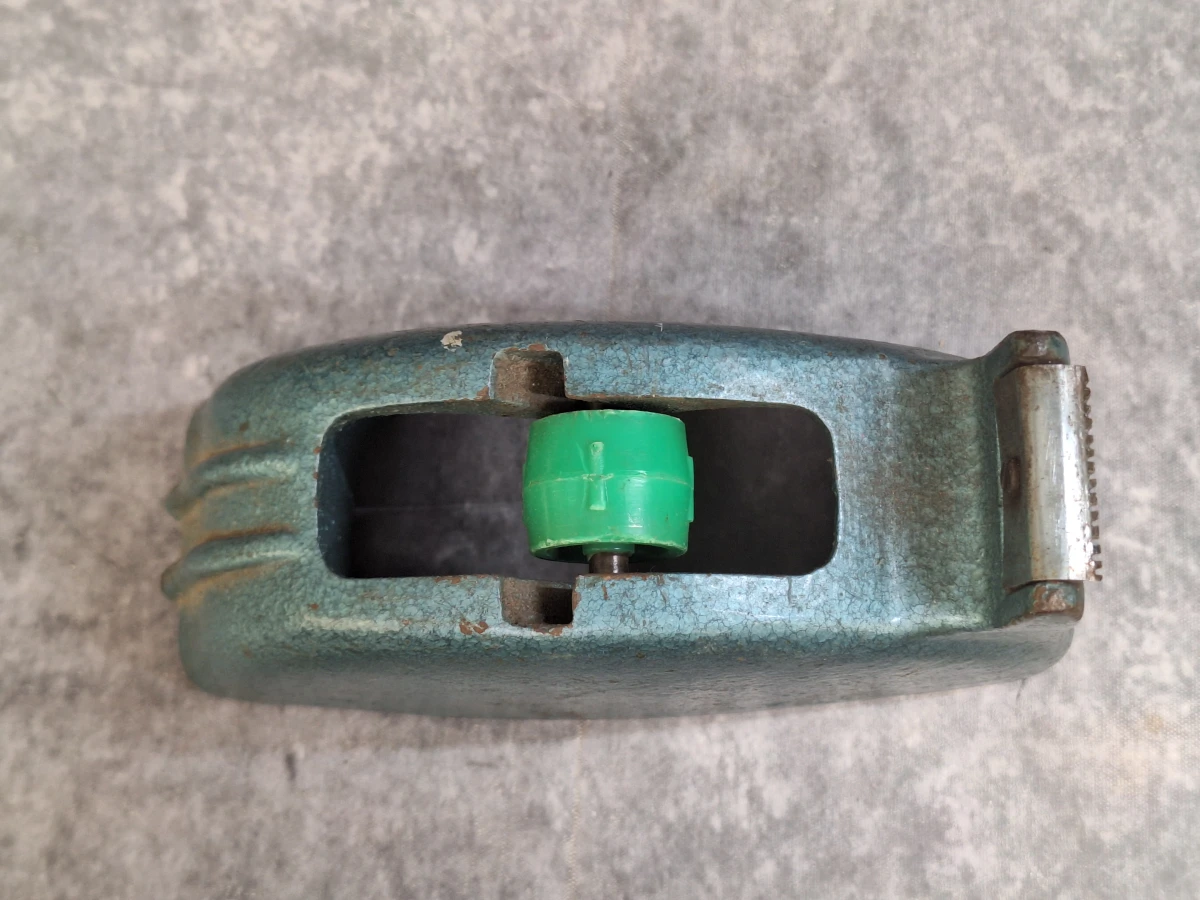 Verzameling vintage kantoorbenodigdheden en tekenattributen van o.a. Rotring, Apsco en Scotch - foto 10