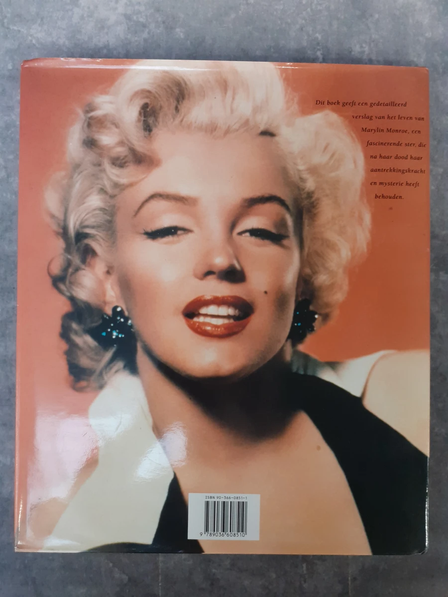 Boek: Exclusieve Verzameling Marilyn Monroe Memorabalia - foto 9